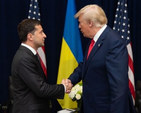 Зеленський заявив, що йому не потрібні "примітивні" ідеї від Трампа щодо припинення війни