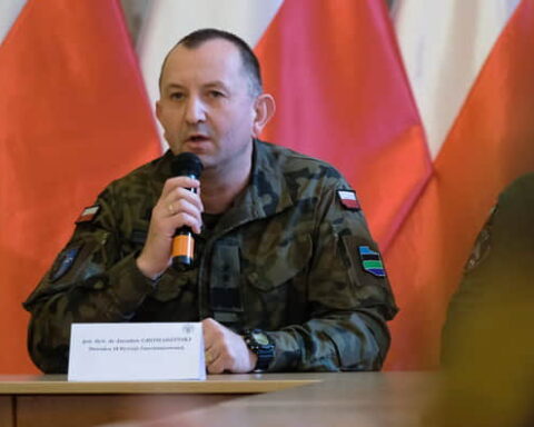 Польська відставка з українським шлейфом. Усе про "шпигунський" скандал у Варшаві