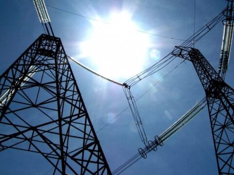 Укренерго через дефіцит змушене застосовувати обмеження споживання вдень
