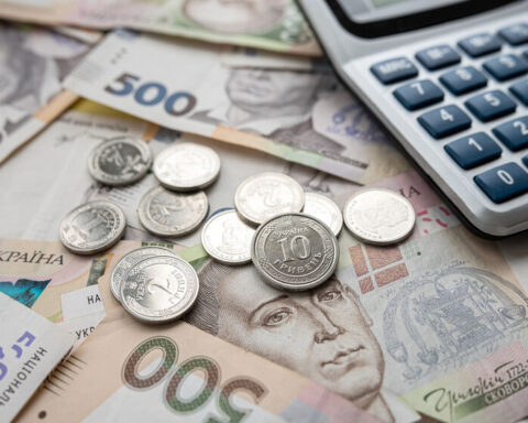 Зростання тарифів, перерахунок пенсій та канікули у школярів: чого чекати у червні