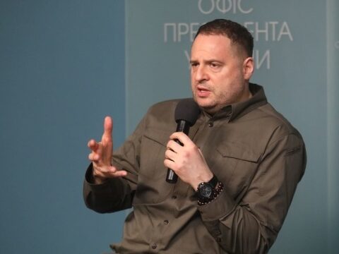 Путіну важливо продовжувати війну, тому Україна має бути сильною для початку переговорів - Єрмак