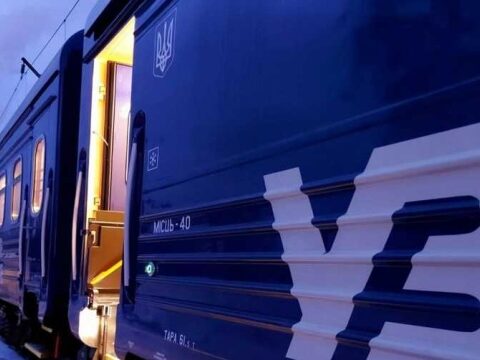 Укрзалізниця запустила 10 вагонів, побудованих цього року