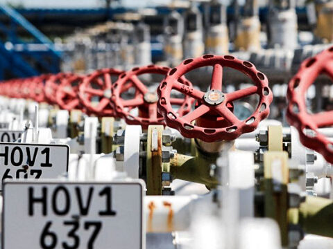 Чому ЄС варто відмовитися від російських зрідженого газу та трубопровідної нафти