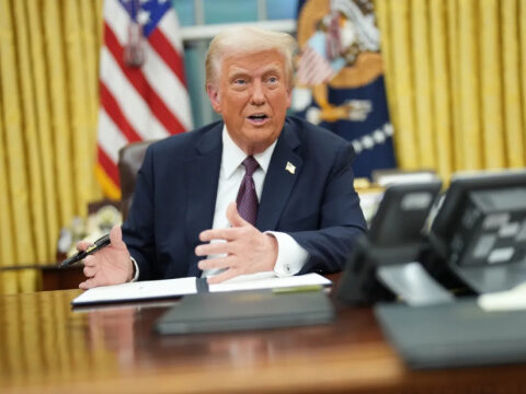 Трамп призупинив запровадження 25% мита на товари з Колумбії після угоди про повернення мігрантів