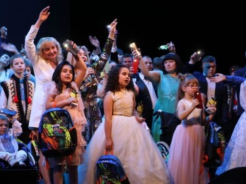 У Львівській опері встановили рекорд наймасштабнішого виконання пісні «Україні Слава»
