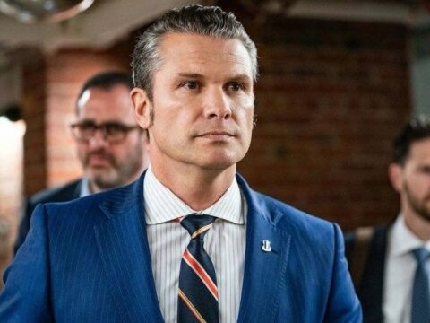 Глава Пентагону планує відправити у відставку генералів, чиї погляди суперечать політиці Трампа - ЗМІ