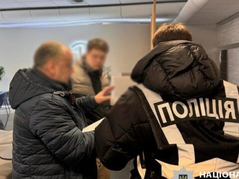 У Києві поліція проводить обшуки на чотирьох фармпідприємствах