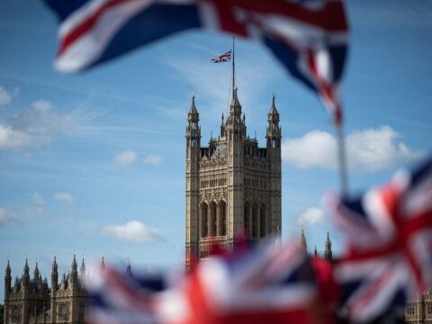 У парламенті Британії хочуть голосування щодо можливого відправлення військ в Україну