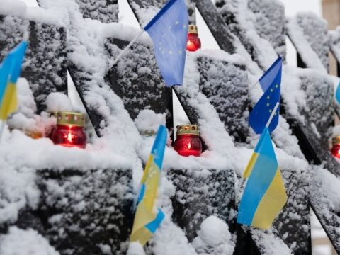 Україна вшановує пам'ять Героїв Небесної сотні