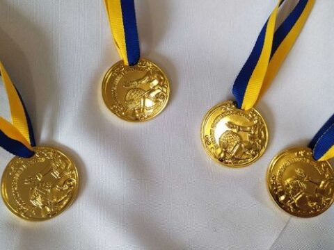 Замість медалей: у Міносвіти розповіли, як відзначатимуть успіхи школярів із 2025 року