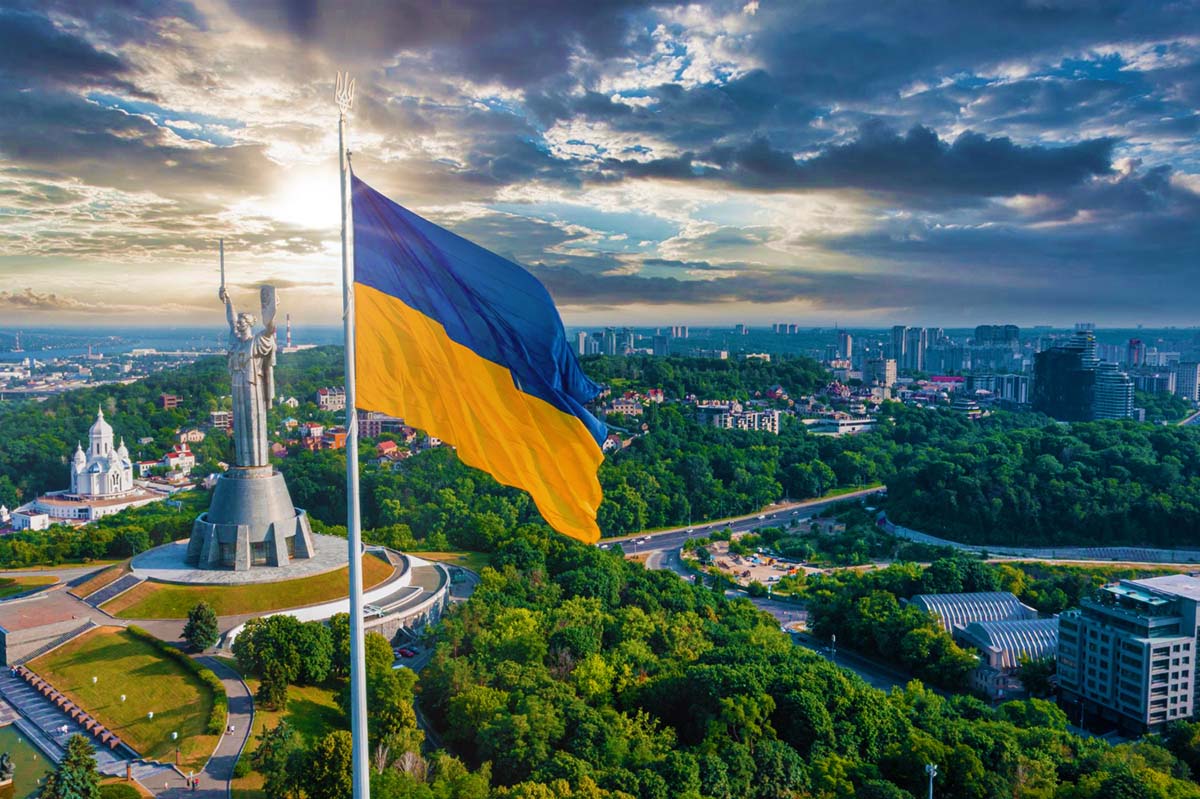 Території України не можуть бути предметом торгу