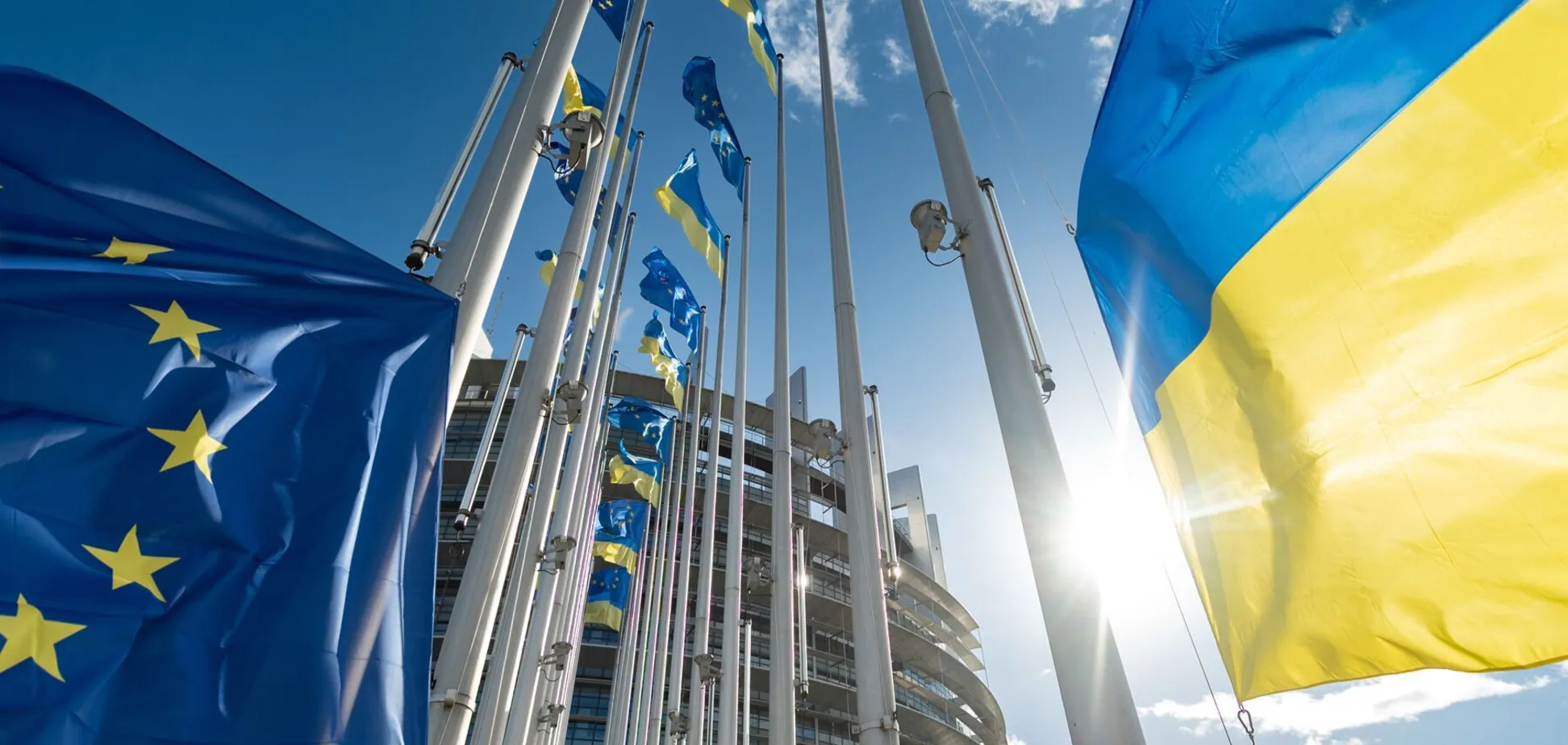 Європарламент обговорить мир в Україні і повернення викрадених РФ українських дітей