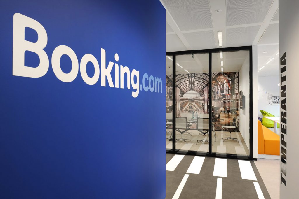 Booking.com під вогнем критики за відсутність захисту клієнтів