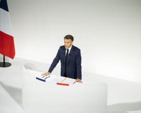 Макрон: Кремль приховує капітуляцію під миром, ми не визнаємо диктат сили