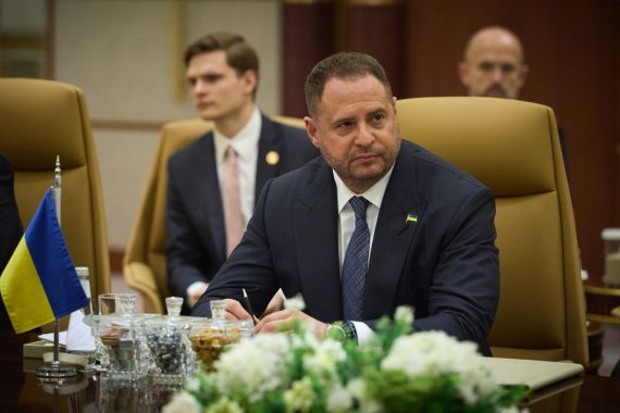 США не вимагають від України поступок щодо територій, заявив Єрмак