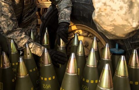 ЄС відмовляється фінансувати американське озброєння для України