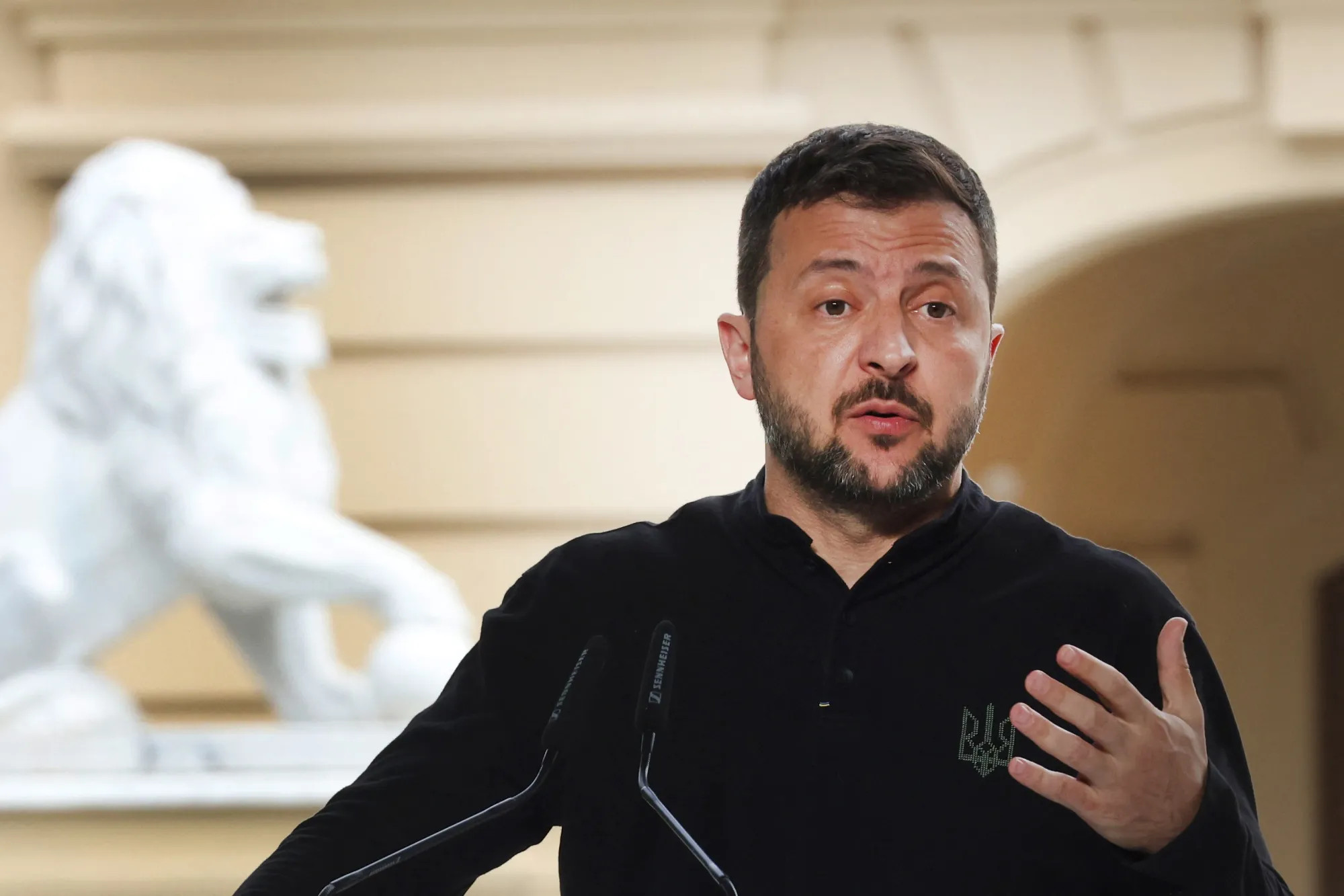 Зеленський анонсує активну фазу війни та нові військові операції