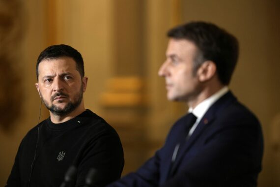 Зеленський і Макрон узгоджують дії після розмови з Трампом
