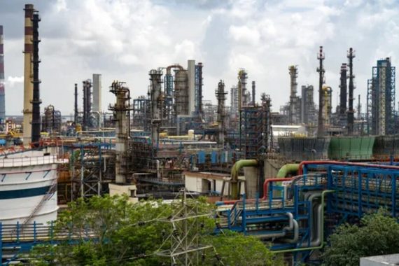 Енергоресурси з Росії постачаються до ЄС, незважаючи на санкції