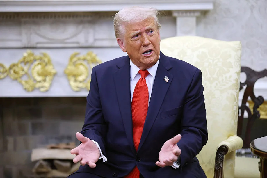 Трамп та нова позиція США щодо війни в Україні — аналіз Bloomberg