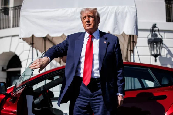 Трамп втрачає ініціативу щодо України, світ без плану