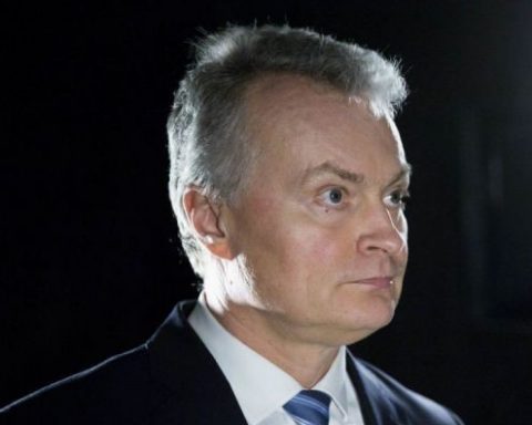 Литва закликала ЄС синхронізувати санкції проти Росії і Білорусі