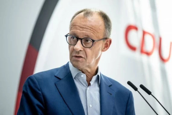 Мерц розкритикував Орбана на саміті ЄС за двозначність у політиці