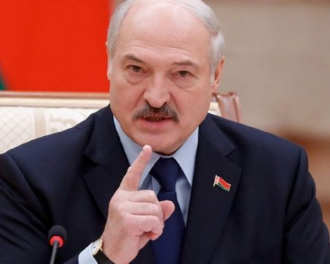 Лукашенко пригрозив Європі ударами ракетним комплексом «Орешник»