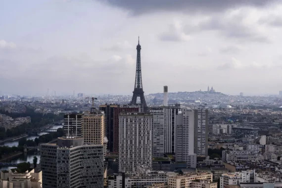 У Франції обговорюють можливість виходу з НАТО через ініціативу віце-спікерки Гетте