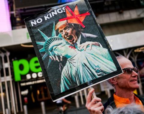 Роберт Де Ніро підтримав протести в США проти авторитаризму