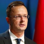 Сіярто попередив, що Будапешт не підтримає рух України до ЄС без Орбана