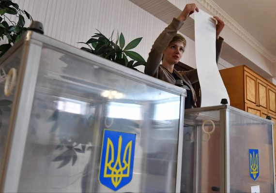 Україна може відкласти вибори 2026 року, ставлячи під загрозу адміністрацію Трампа