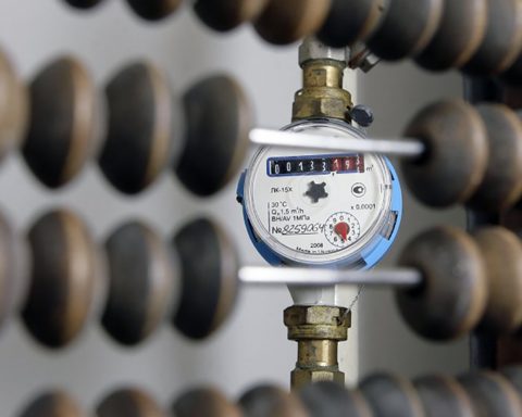 Уряд розробляє нову тарифну модель для світла та газу