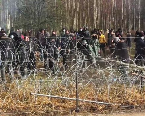 Європа зміцнює кордони: Італія відновила контроль, Франція направляє підкріплення в Іспанію