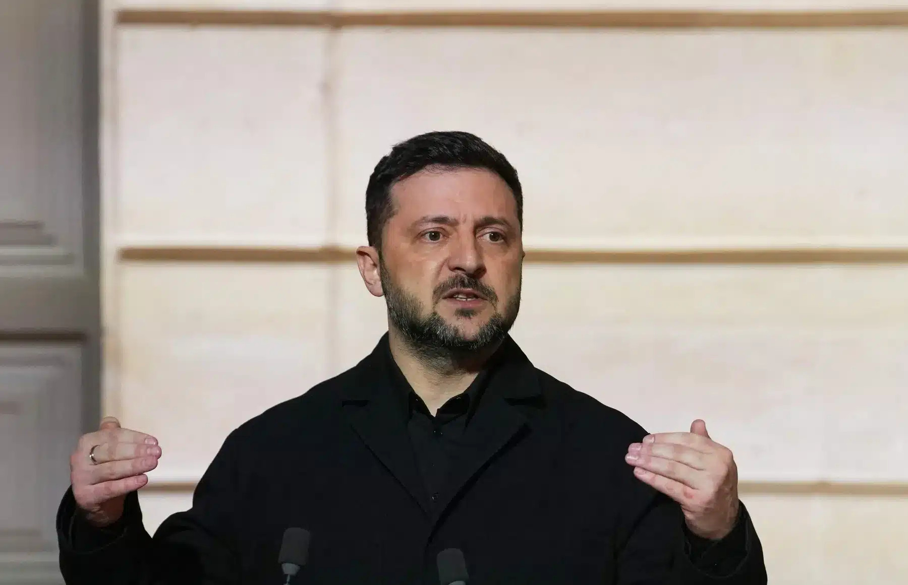 Зеленський заявив про умови завершення війни, що забезпечать безпеку України