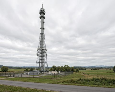 Коли відповіддю на розслідування стає загроза для всього мовника